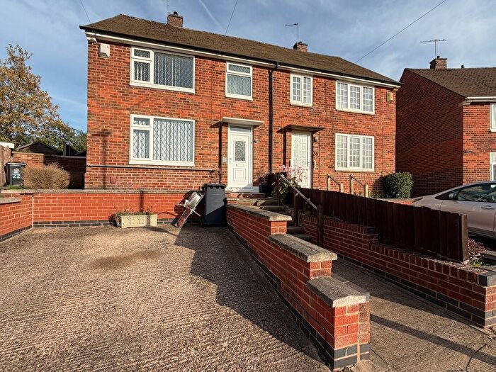3 Bedroom Semi-Detached House To Rent In Davenport Road, Leicester, LE5