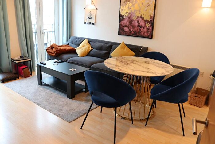 2 Bedroom Apartment To Rent In Apartment, Augusta House, Livery Street, Leamington Spa, CV32