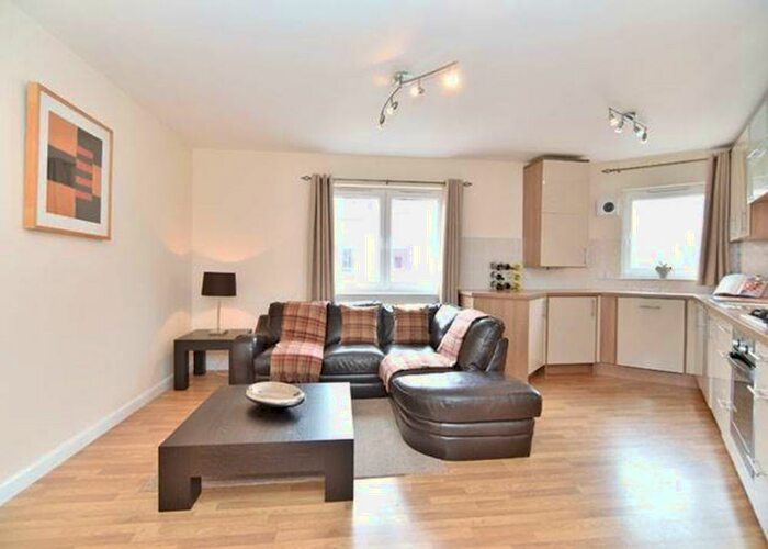 2 Bedroom Flat To Rent In Portland Street, Aberdeen, AB11