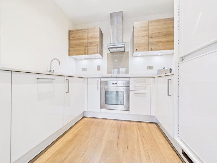 1 Bedroom Flat To Rent In Victory Pier, Gillingham, ME7