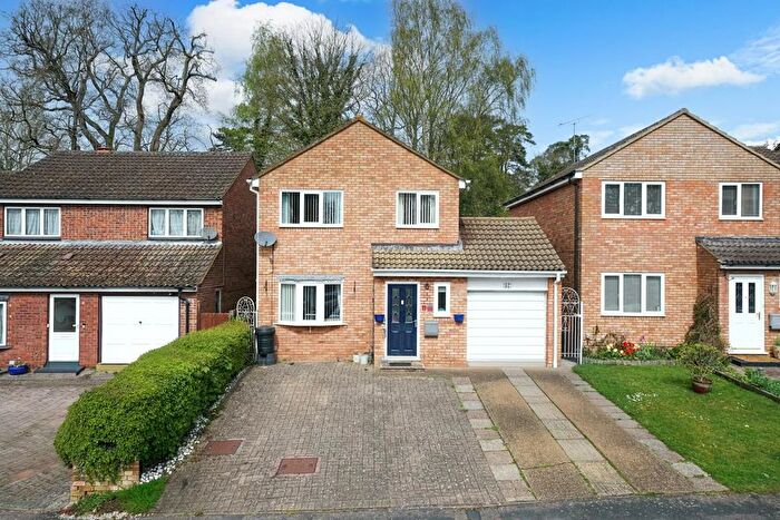 3 Bedroom Detached House For Sale In Hunting Gate, Hemel Hempstead, Hertfordshire, HP2