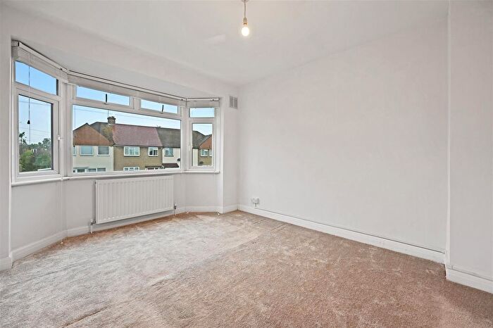 4 Bedroom Property To Rent In Woodcroft Crescent, Hillingdon, Uxbridge, UB10