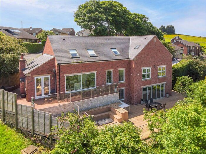 4 Bedroom Detached House For Sale In Jackroyd Lane, Mirfield, West Yorkshire, WF14