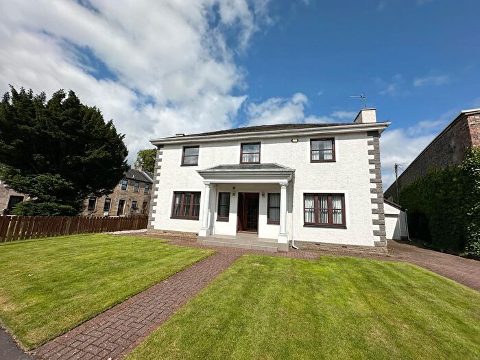 4 Bedroom Detached House To Rent In Chapel Road, Strathaven, ML10