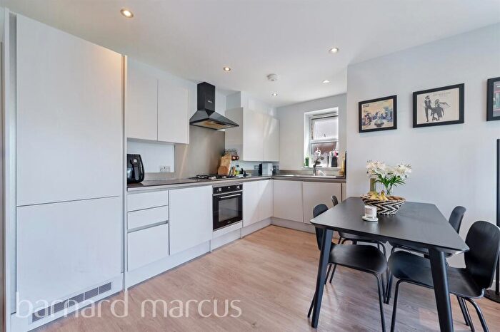 1 Bedroom Flat For Sale In Campden Road, South Croydon, CR2