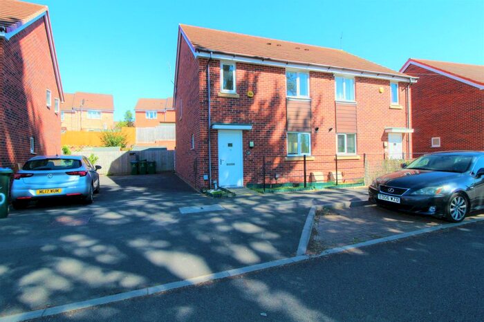 3 Bedroom Semi-Detached House To Rent In Lapworth Road, Coventry, West Midlands, CV2
