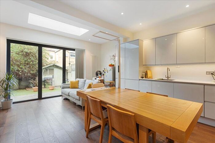 4 Bedroom Terraced House For Sale In Skelwith Road, Hammersmith, London, W6