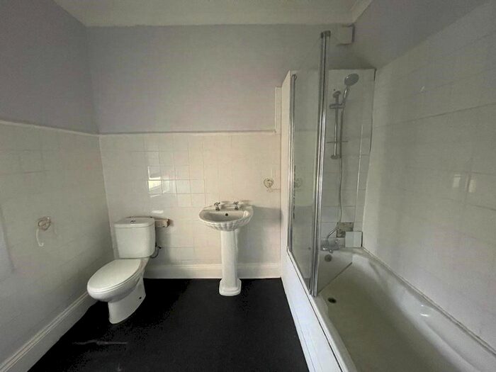 2 Bedroom End Of Terrace House For Sale In Londonderry Road, Stockton-On-Tees, Durham, TS19