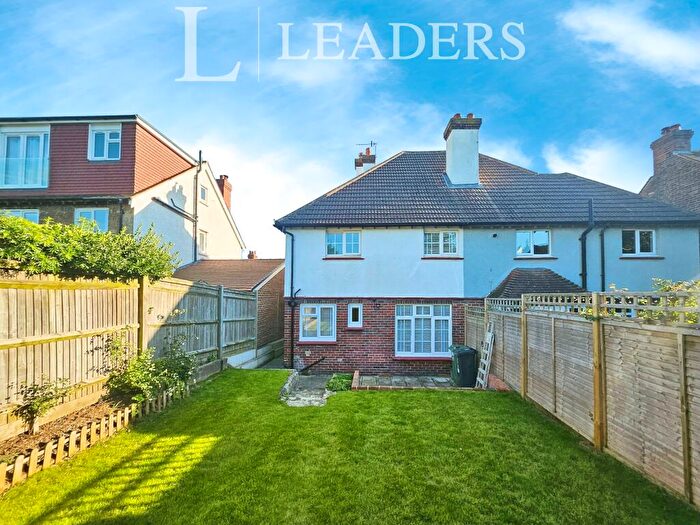 3 Bedroom Semi-Detached House To Rent In Hallyburton Road, Hove, BN3