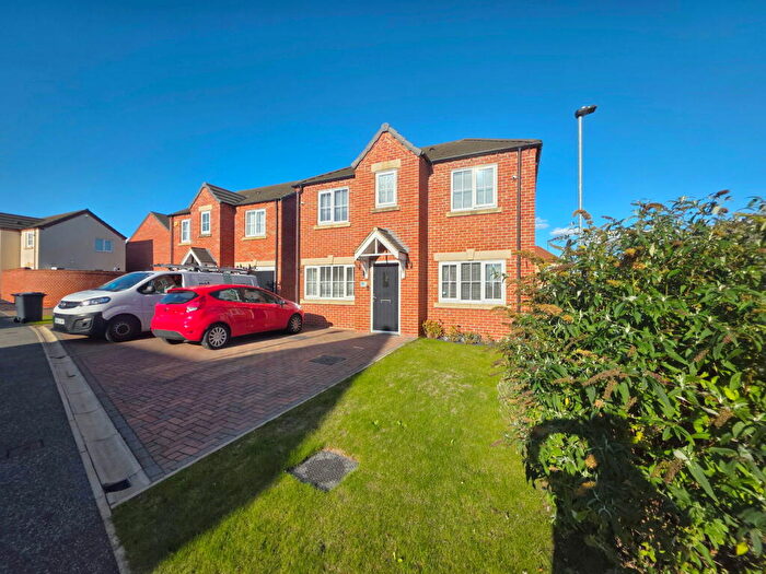 4 Bedroom Detached House For Sale In Folly Way, Barnsley, S71