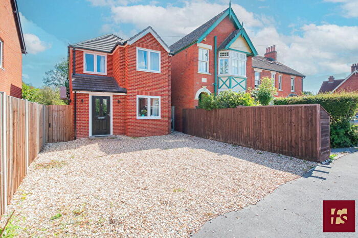 4 Bedroom Detached House For Sale In Eastheath Avenue, Wokingham, Berkshire, RG41