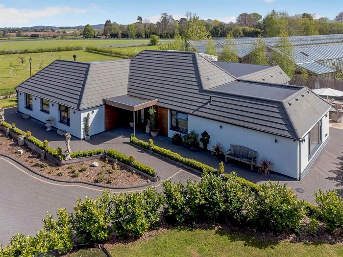 4 Bedroom Detached Bungalow For Sale In Curslow Lane, Kidderminster, Worcestershire, DY10