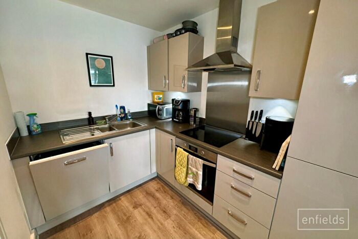 1 Bedroom Flat For Sale In Elm House, Chapel, Southampton, Hampshire, SO14