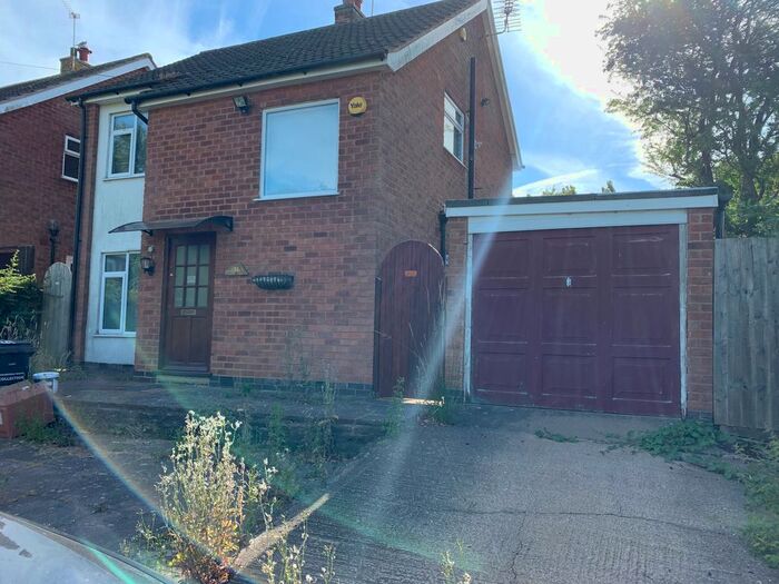 3 Bedroom Detached House To Rent In Henson Close, Leicester, LE4