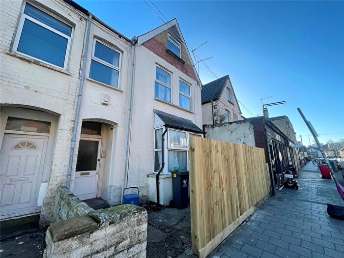 2 Bedroom Flat To Rent In Salisbury Road, Cathays, Cardiff, CF24