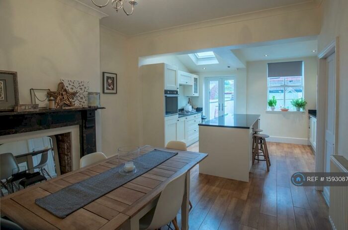 3 Bedroom Terraced House To Rent In Davenport Road, Stockport, SK7