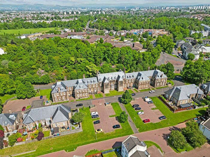 2 Bedroom Flat For Sale In Parklands View, Flat /, G53