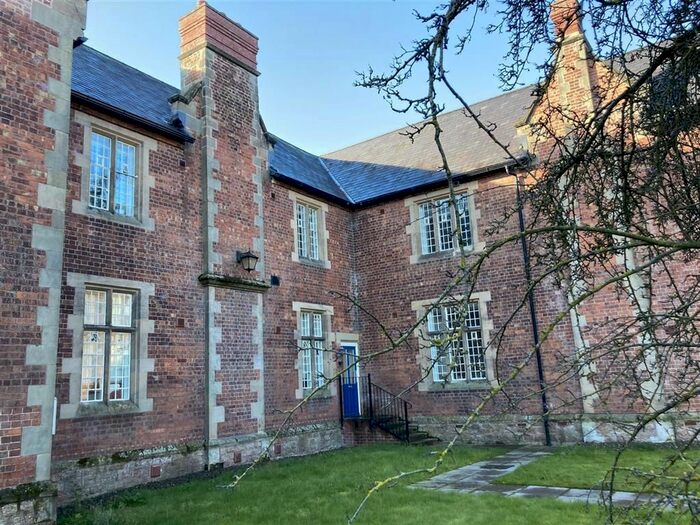 1 Bedroom Flat For Sale In Leighton Park, Bicton Heath, Shrewsbury, SY3