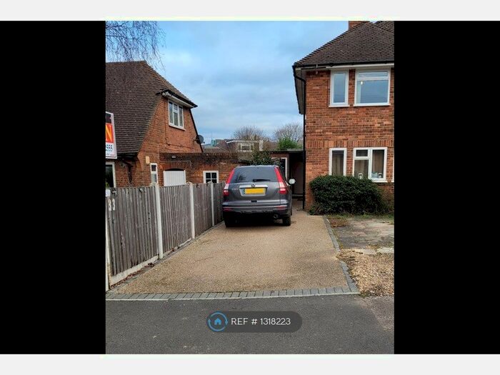 2 Bedroom Maisonette To Rent In Burnet Grove, Epsom KT19