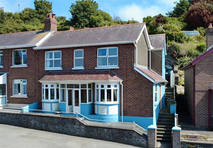 3 Bedroom House For Sale In North Parade, Aberaeron, SA46