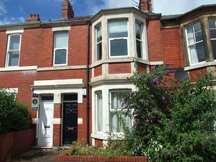 4 Bedroom Flat To Rent In Shortridge Terrace, Jesmond, Newcastle Upon Tyne, NE2