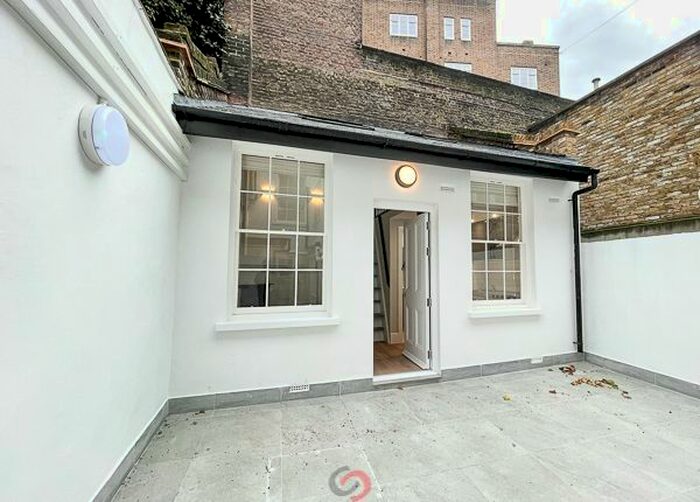 Studio To Rent In Leigh Street, Bloombsbury, London WC1H