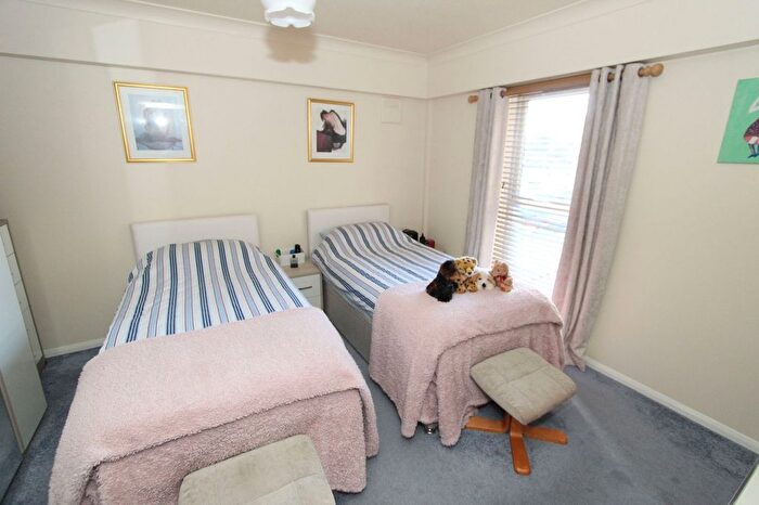 1 Bedroom Flat For Sale In Gerston Road, Paignton, Devon, TQ4
