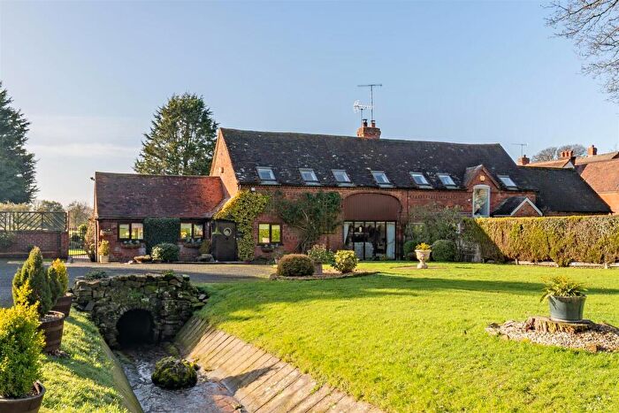 3 Bedroom Barn Conversion For Sale In Bromsgrove Road, Belbroughton, Stourbridge, DY9