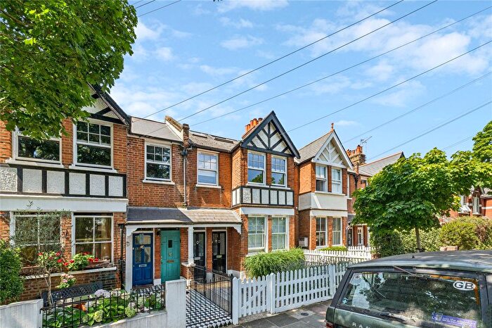 2 Bedroom Flat For Sale In Ashleigh Road, London, SW14