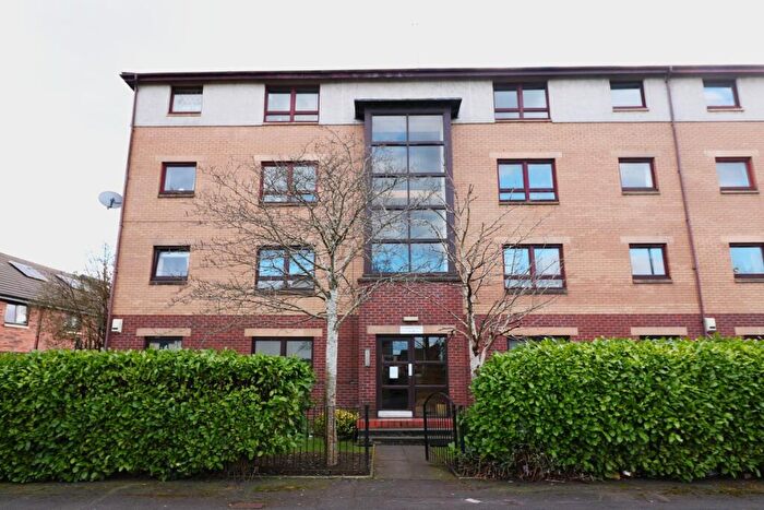 2 Bedroom Flat To Rent In Caledonia Court, Paisley, PA3