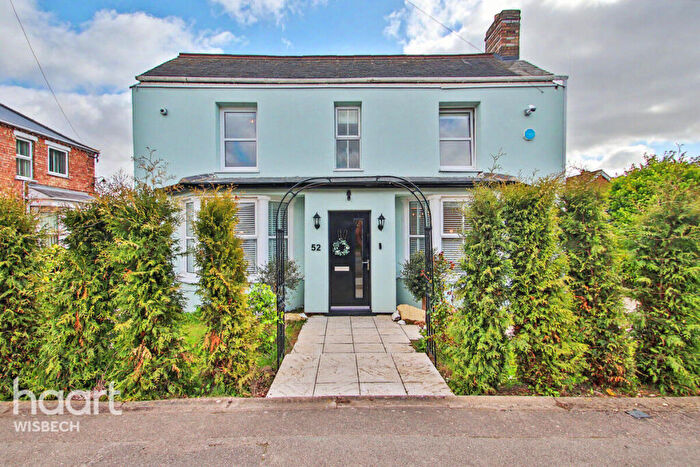 4 Bedroom Detached House For Sale In Walton Road, Wisbech, PE13