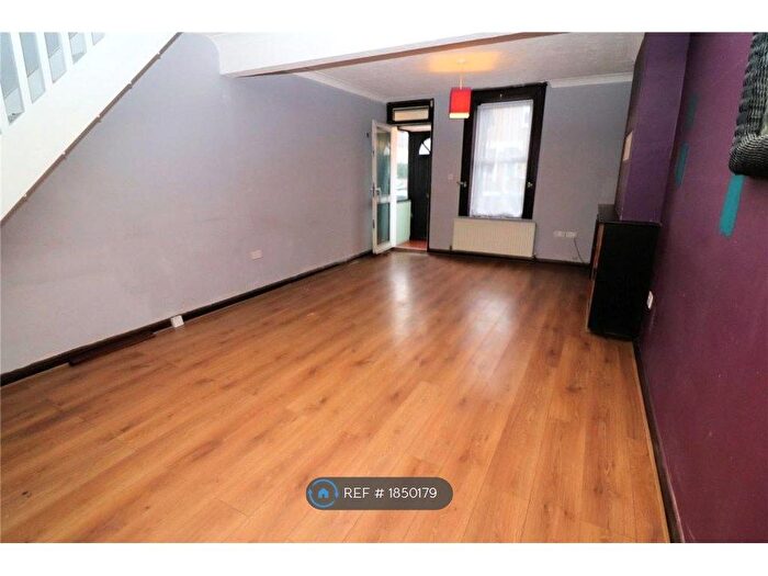 2 Bedroom Terraced House To Rent In Manor Road, Erith, DA8