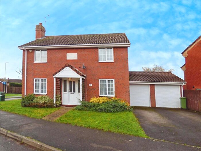 4 Bedroom Detached House For Sale In Lucerne Gardens, Hedge End, Southampton, SO30