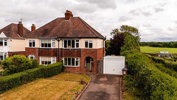 3 Bedroom Semi-Detached House For Sale In Birmingham Road, Shenstone, WS14