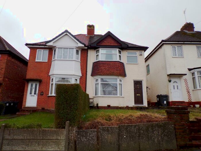 3 Bedroom House To Rent In Thurlestone Road, Longbridge, Birmingham, B31