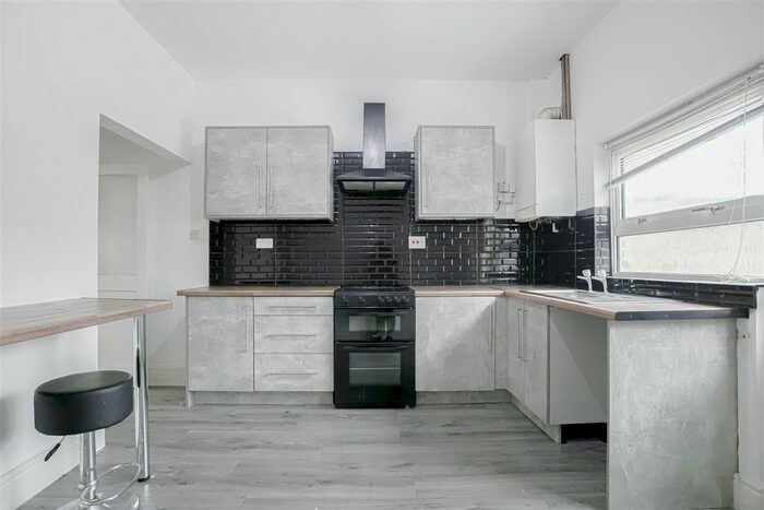 2 Bedroom Terraced House To Rent In Bonsall Street, Blackburn, BB2