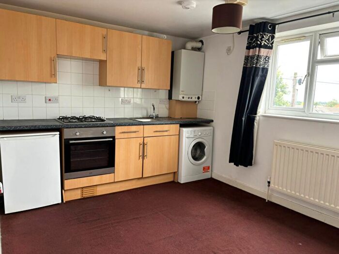 1 Bedroom Flat To Rent In Green Lane, Stamford, Lincolnshire, PE9