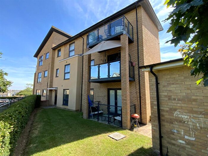 2 Bedroom Apartment For Sale In Longhorn Drive, Whitehouse, Milton Keynes, MK8