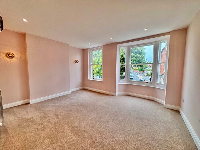 2 Bedroom Flat To Rent In High Street, Budleigh Salterton, EX9