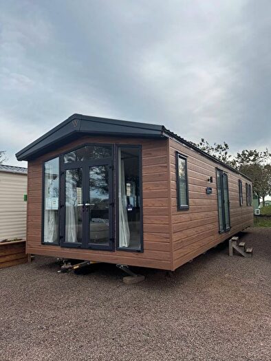 2 Bedroom Lodge For Sale In Eyemouth Road, Coldingham, Eyemouth, TD14