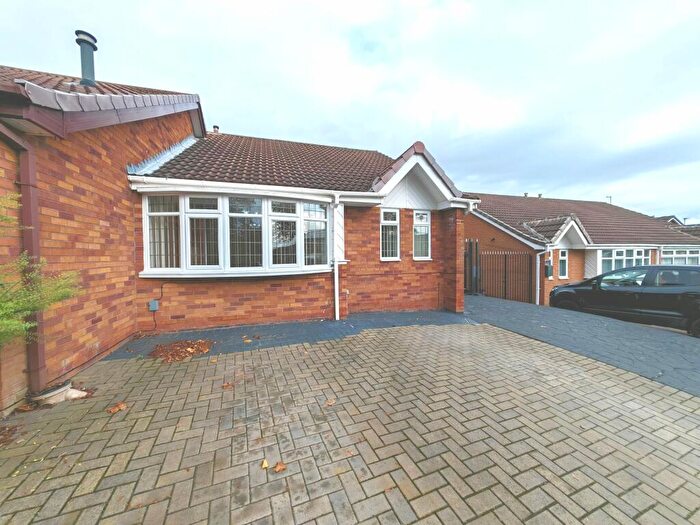 2 Bedroom Semi-Detached Bungalow For Sale In Sandstone Close, South Shields, NE34