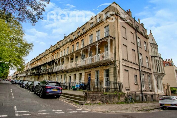 2 Bedroom Flat To Rent In Caledonia Place, Clifton, BS8