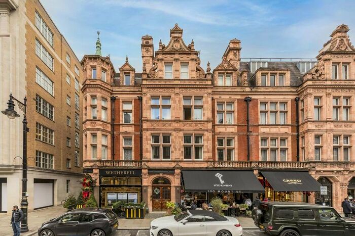2 Bedroom Flat To Rent In Mount Street, London, W1K