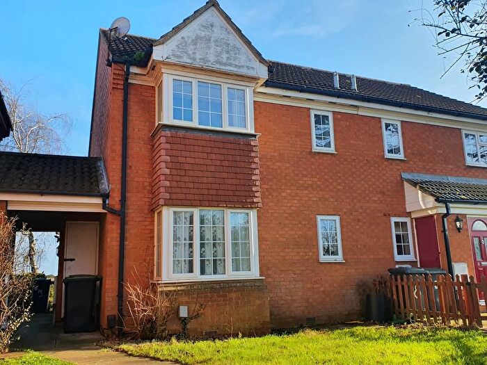 1 Bedroom Property To Rent In Yew Walk, Ampthill, MK45