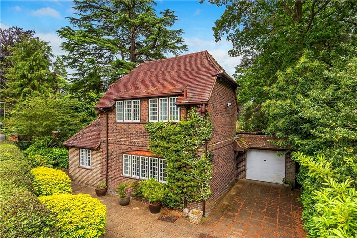 2 Bedroom Detached House To Rent In Holly Bank Road, Woking, GU22