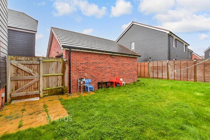 4 Bedroom Detached House For Sale In Coleman Way, Langley, Maidstone, Kent, ME17