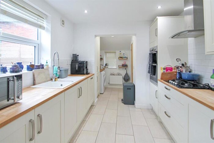 3 Bedroom Detached House For Sale In High Street., Ringstead, NN14