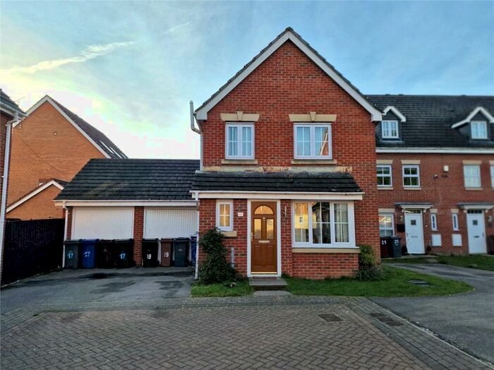 3 Bedroom Detached House To Rent In Town Lands Close, Wombwell, Barnsley, S73