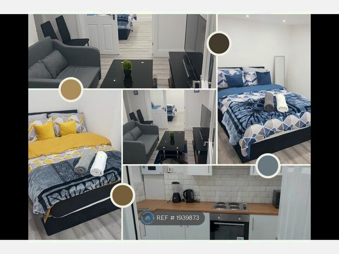 3 Bedroom Terraced House To Rent In Orlop Street, London, SE10