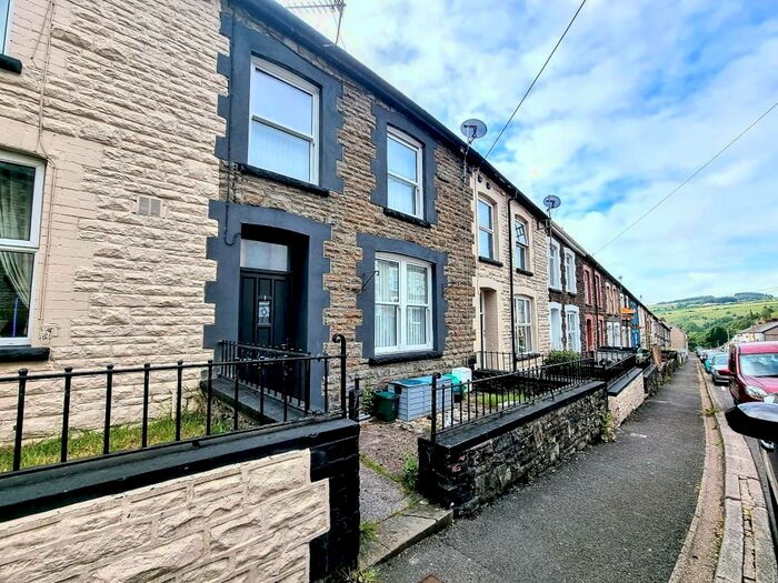 3 Bedroom Terraced House To Rent In Vivian Street, Tylorstown, Ferndale, CF43